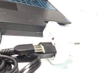 pc portatil lenovo 81lk