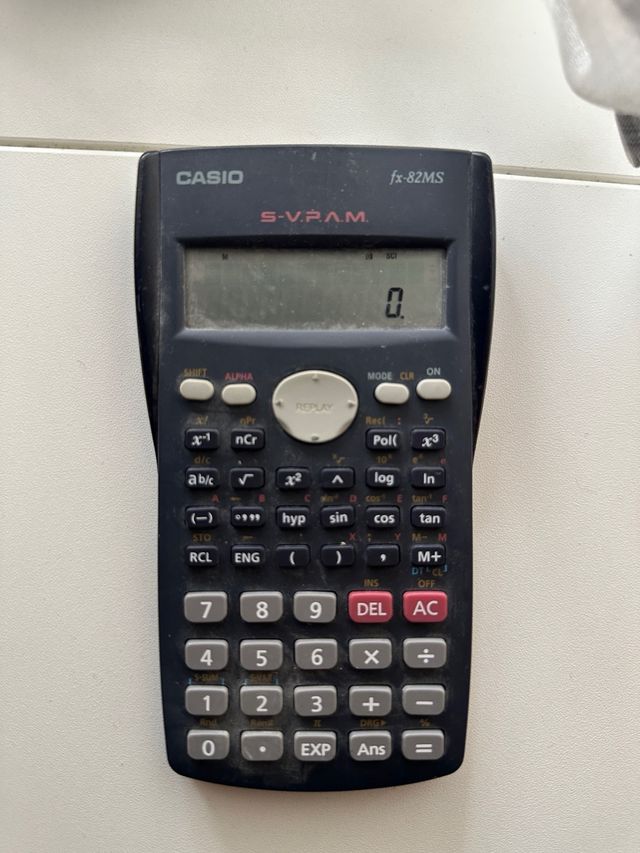 Calcolatrice Casio FX-82ms