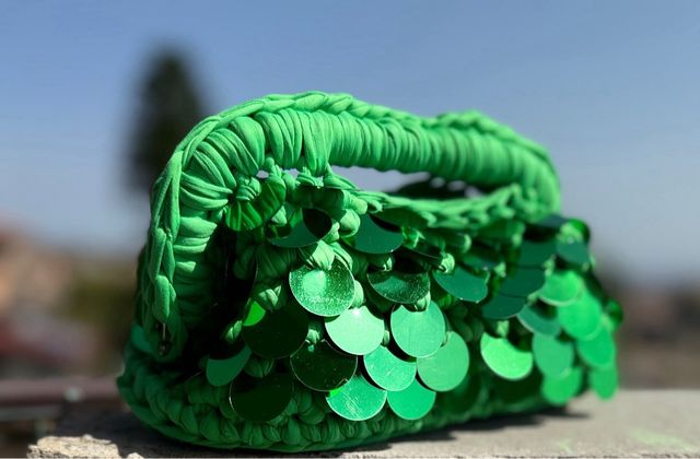 Clutch paillettes verde