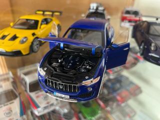 Maserati Levante escala 1/24 Welly
