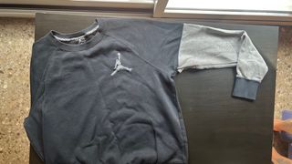 Sudadera Jordan gris-negra