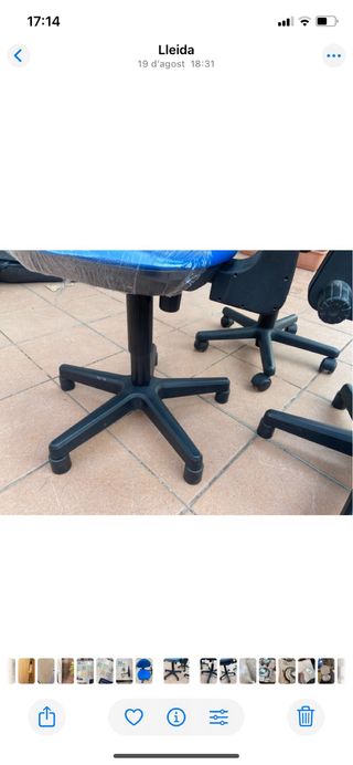 3 Sillas Oficina - 2 Azules, 1 Negra