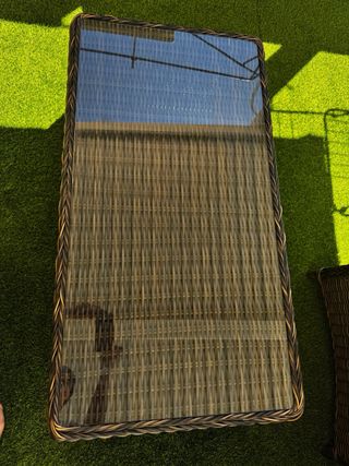 Sofá y mesa jardín mimbre marrón