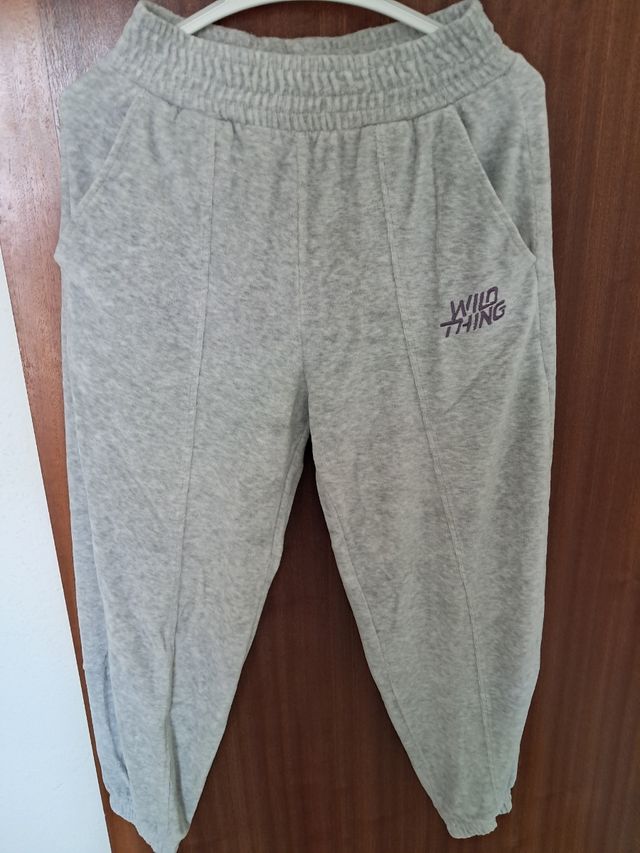 Pantalones deportivos grises Wild Thing