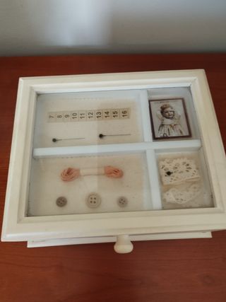 Costurero madera blanco vintage