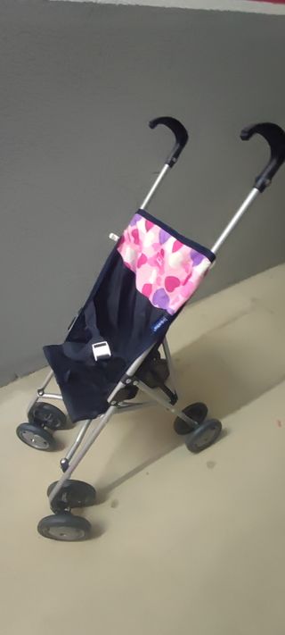 Giocattoli per bambole per passeggini.