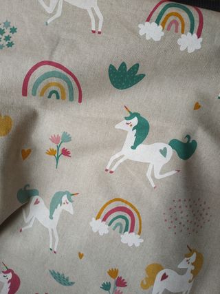 Tela estampada unicornios arcoiris