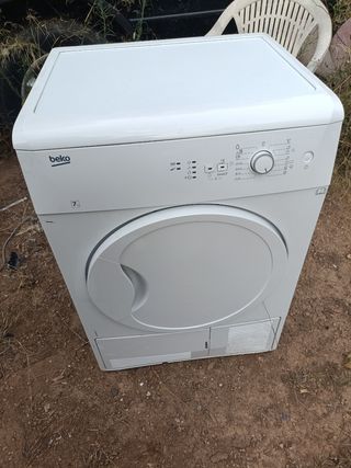 Lavadora y secadora Beko y bolero cecotec