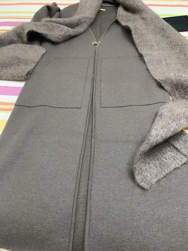 Cappotto lungo marrone senza marca