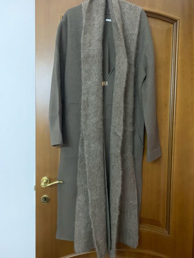 Cappotto lungo marrone senza marca