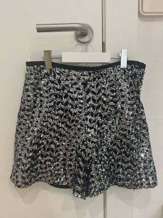 Shorts Zara lentejuelas plata
