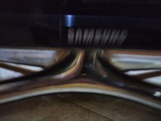 TV Samsung 43" negra
