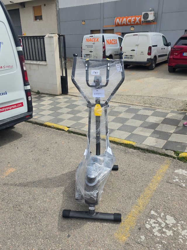 Bicicleta elíptica casi NUEVA.