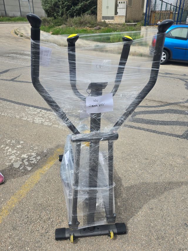 Bicicleta elíptica casi NUEVA.