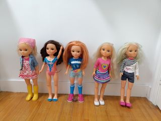 Lote Muñecas Nancy con Ropa y Accesorios