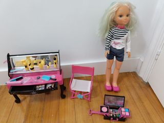 Lote Muñecas Nancy con Ropa y Accesorios