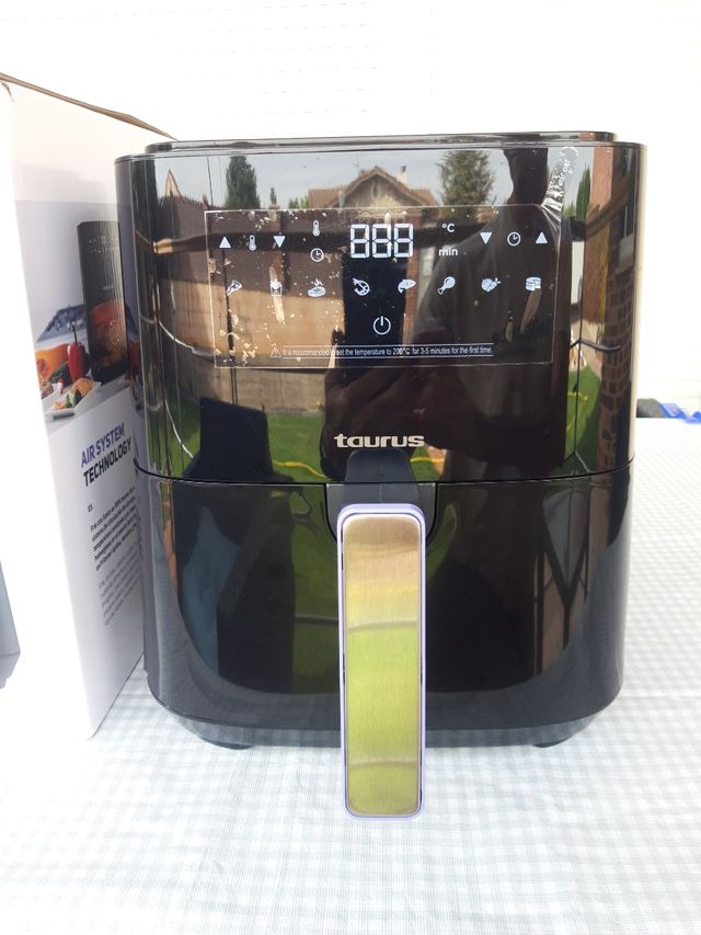 Freidora de aire Taurus
