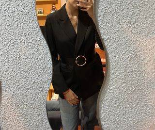 Americana negra elegante