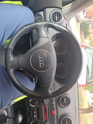 Volante Audi A3 8P 2.0TDI