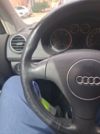 Volante Audi A3 8P 2.0TDI