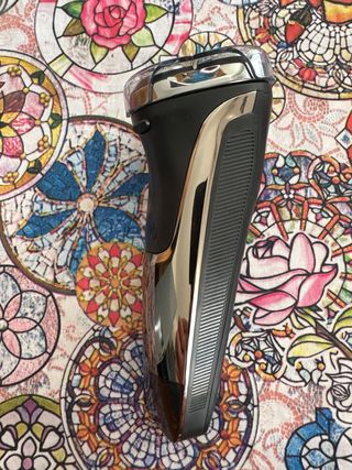 Rasoio elettrico ricaricabile