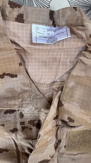 Uniforme Pixelado Talla 1C