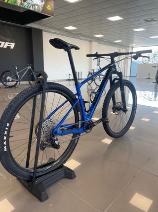 Bicicleta Giant XTC - MTB Carbono