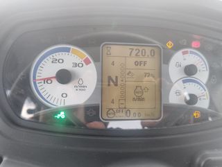 TRACTOR New Holland T5.120 + Pala