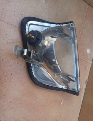 Luz intermitente izquierda W124