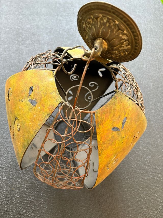 Lampara metal dorada vintage