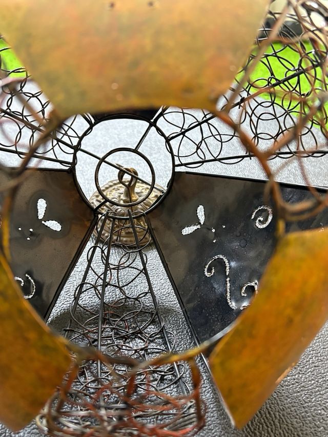 Lampara metal dorada vintage