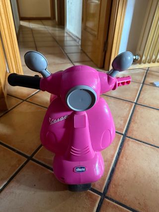 Moto Vespa Chicco rosa