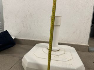 Base blanca para sombrilla