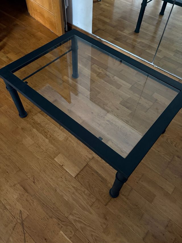 Mesa centro cristal negra