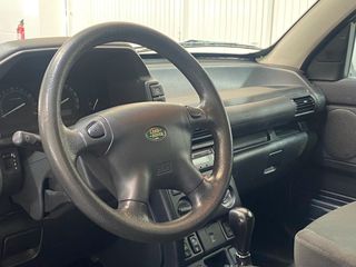 LAND-ROVER Freelander 2.5 V6 S Steptronic Excursion