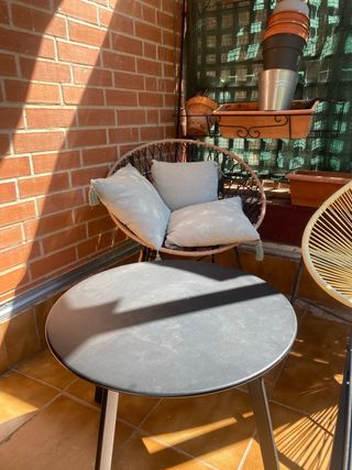 Poltrone da terrazza, tavolo e moquette Maison du Monde