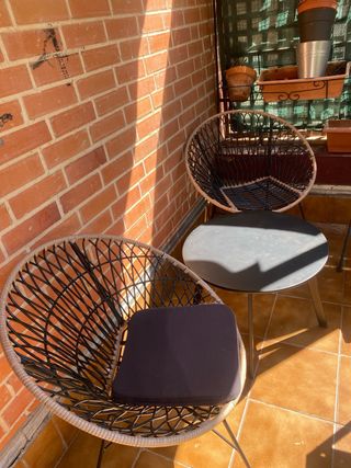 Poltrone da terrazza, tavolo e moquette Maison du Monde