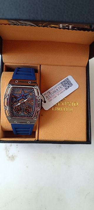 Reloj Emporio Armani Roma. 
Precio negociable
