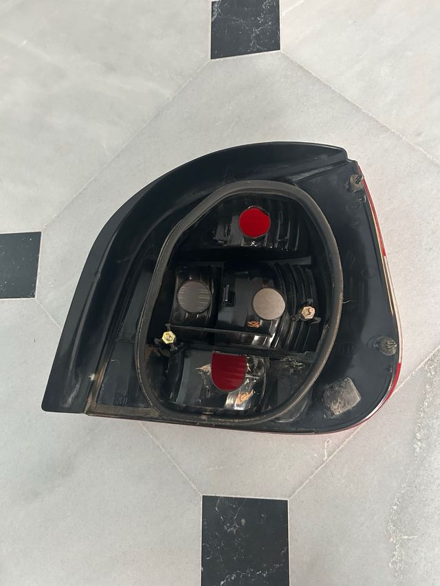 Faro Izquierdo Renault Scenic '99