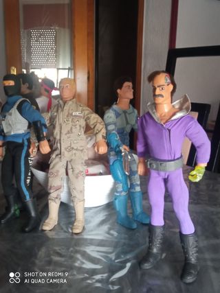 6 Muñecos acción: Geyperman, ninjas 