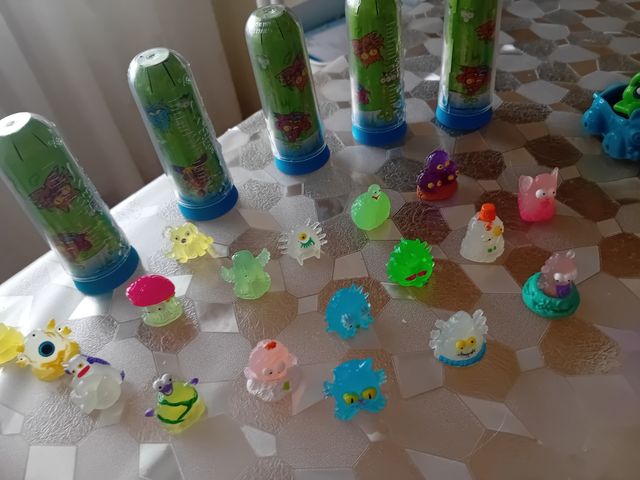 Lote de Gogo's Crazy Bones