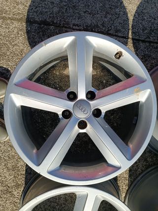 Juego de dos llantas originales Audi modelo S-line