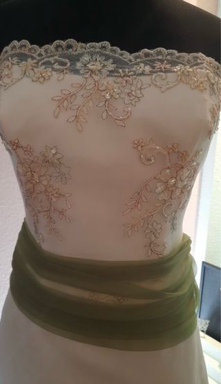 Vestido novia, talla 44.