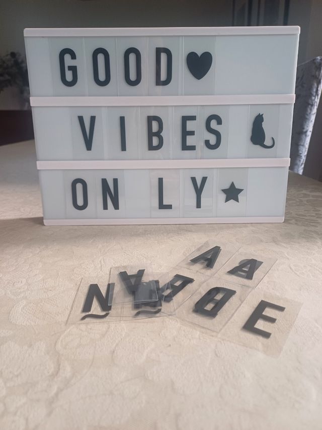 Caja de luz LED Ale-Hop