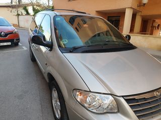 Solo por está semana Chrysler Grand Voyager 2007