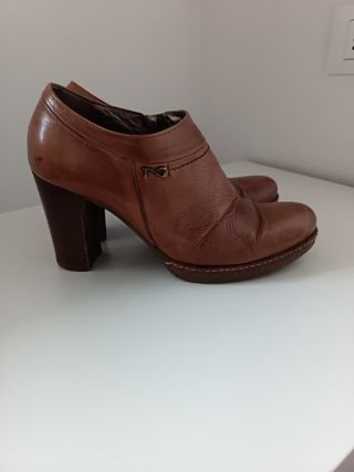 Stivaletti Nero Giardini Marrone