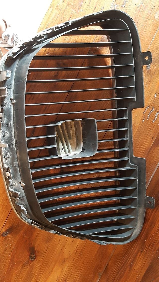 Rejilla frontal Seat Ibiza