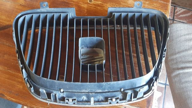 Rejilla frontal Seat Ibiza