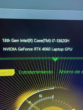 Laptop GIGABYTE RTX 4060 i7-13720H