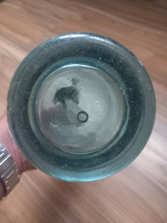 Sifón antiguo metálico